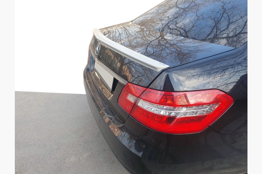 Mercedes E-class W212 2009-2016 Spoiler (ABS, primed) Image