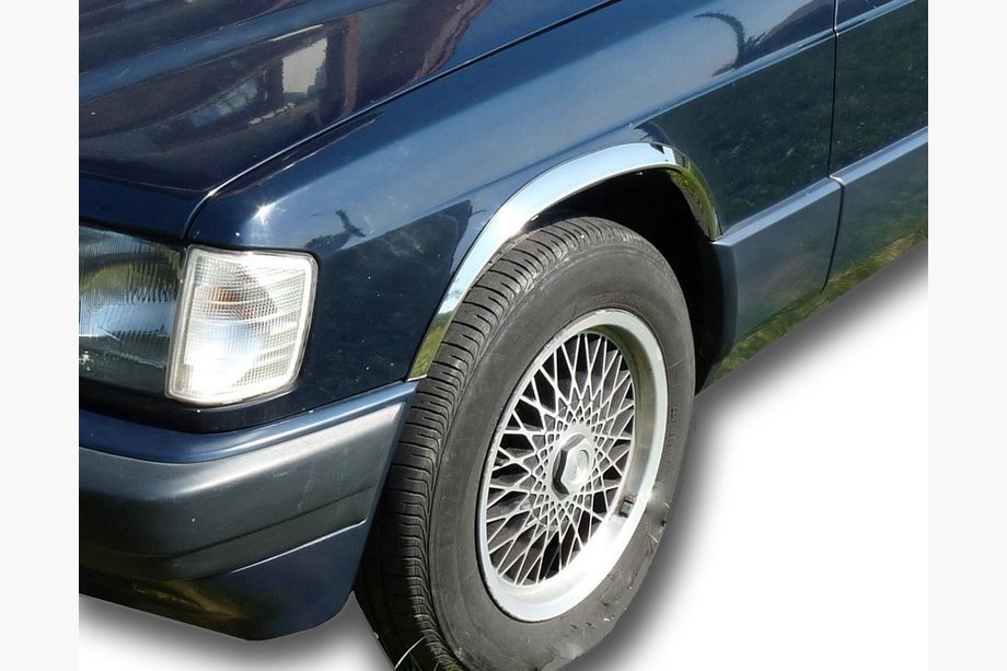 Mercedes W201 (190) 1982-1993 Fender Trim 1988-1993 (4 pcs, Stainless Steel) Image