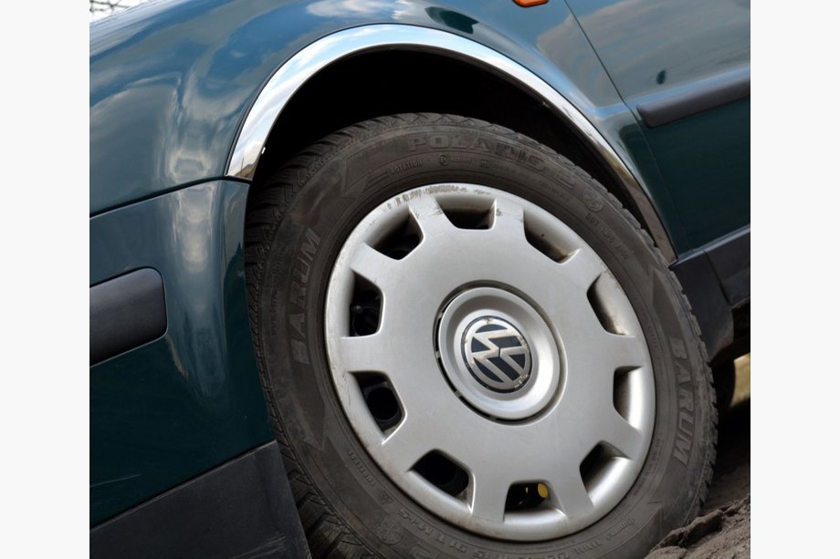 Volkswagen Passat B5 1997-2005 Fender flares (4 pcs, stainless steel) Wagon, 2000-2005 Image