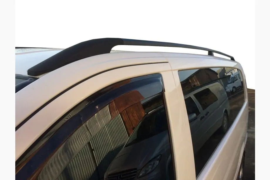 Mercedes Viano 2004-2014 Black Roof Rails DDU (Plastic Feet) Image