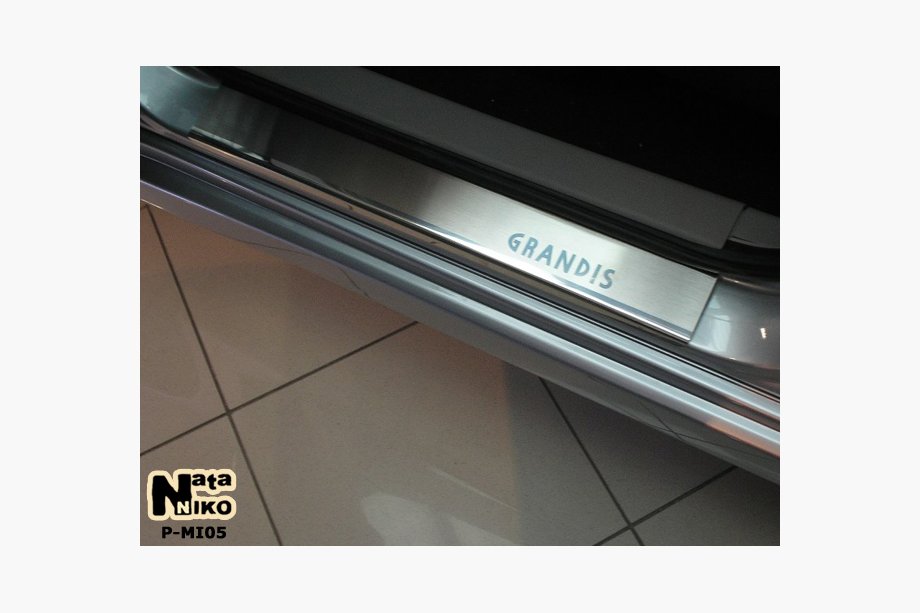Mitsubishi Grandis 2003-2011 Door Sill Covers Nataniko (2 pcs, Stainless Steel) Image