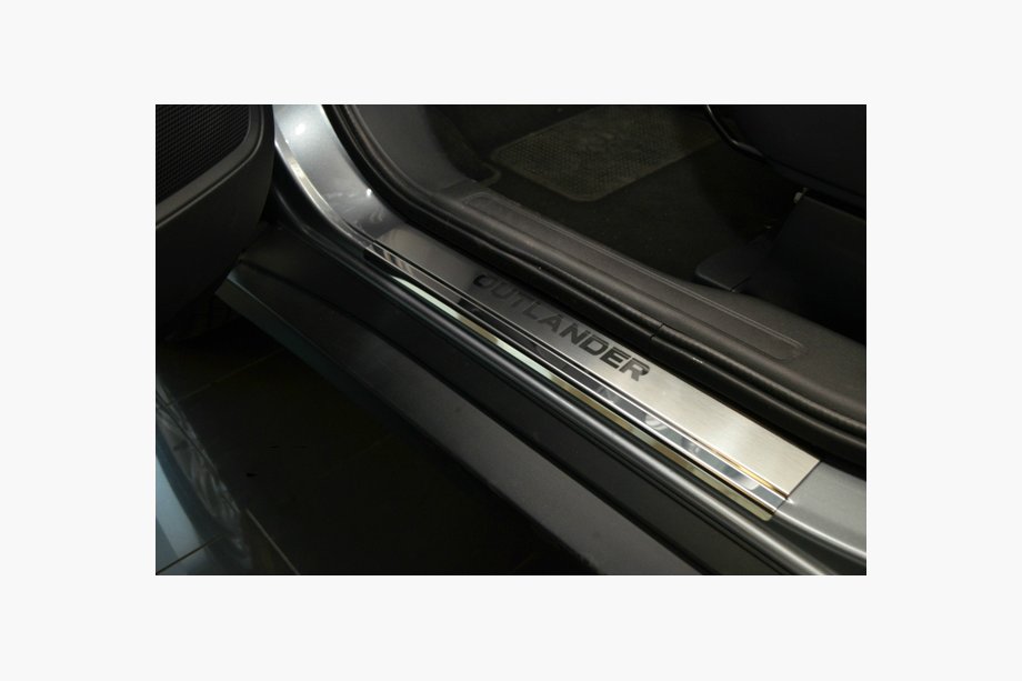 Mitsubishi Outlander 2012-2021 Door Sill Covers Nataniko (4 pcs, Stainless Steel) Premium - 3M Tape, 0.8 mm Image