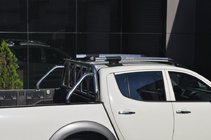 Mitsubishi L200 2006-2015 Grey roof rails (with crossbars) photo 4