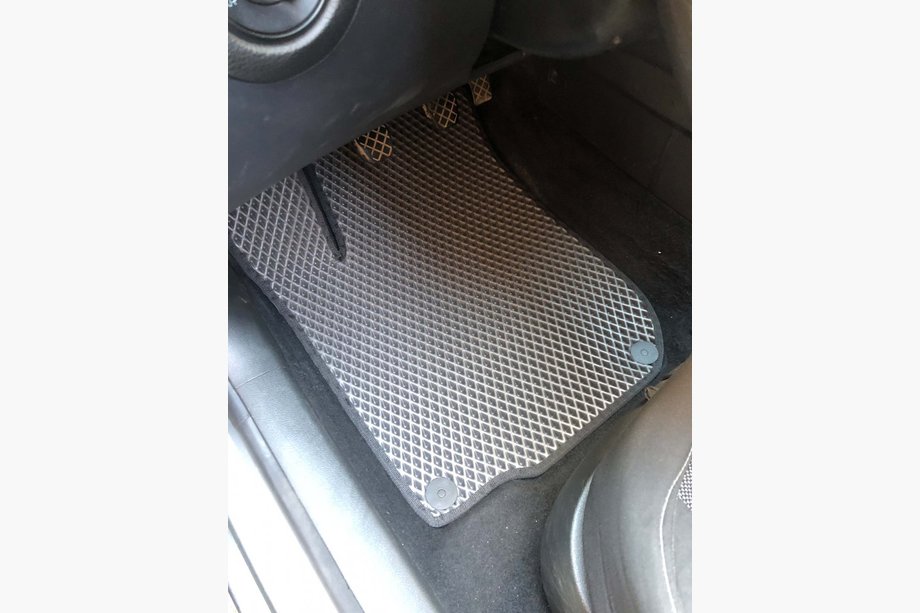 Volkswagen Bora 1998-2004 EVA Floor Mats (black) Image