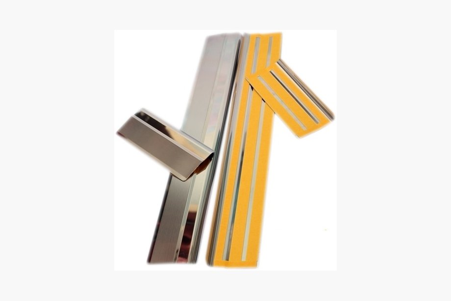 Nissan X-trail T30 2002-2007 Door Sill Covers Nataniko (4 pcs, Stainless Steel) Image