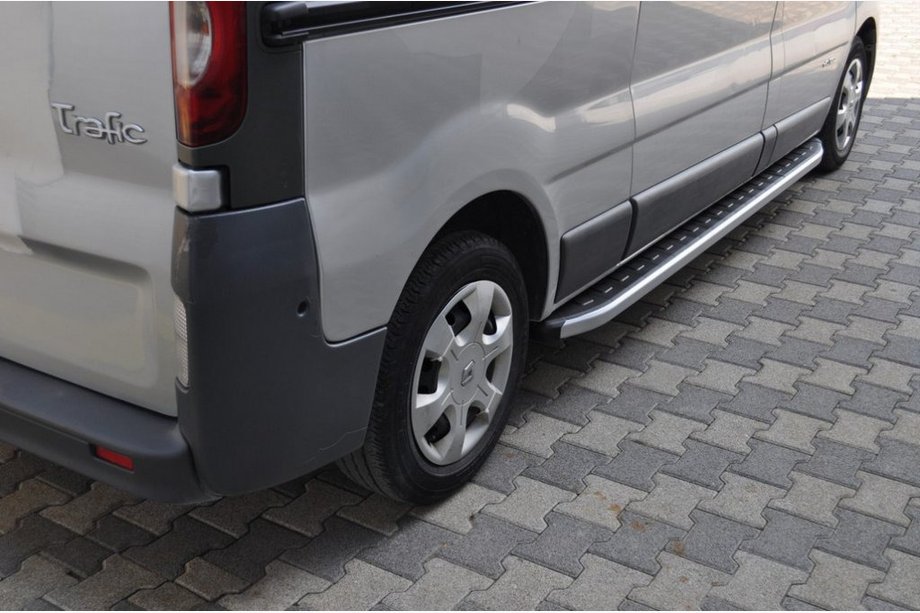 Opel Vivaro 2001–2015 Side Steps Fullmond (2 pcs, aluminum) Image