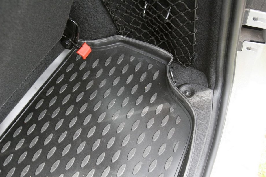 Lada Largus 2012- Trunk Mat (short) Rubber (Novline) SW (7 seats) Image