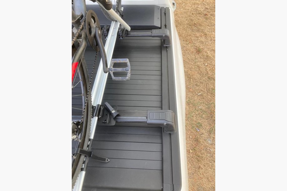 Toyota Hilux 2015- Roof Rack Cross Bars (for Original Mounting Points) Black Image