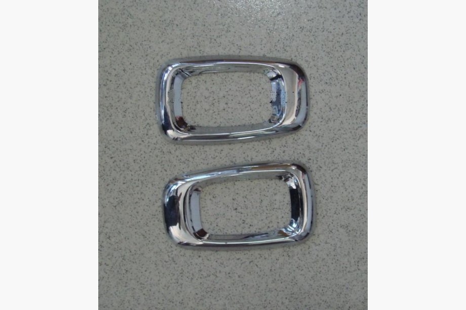 Lexus LX470 1998-2007 Sale !!! Turn Signal Covers (2 pcs, plastic) Image