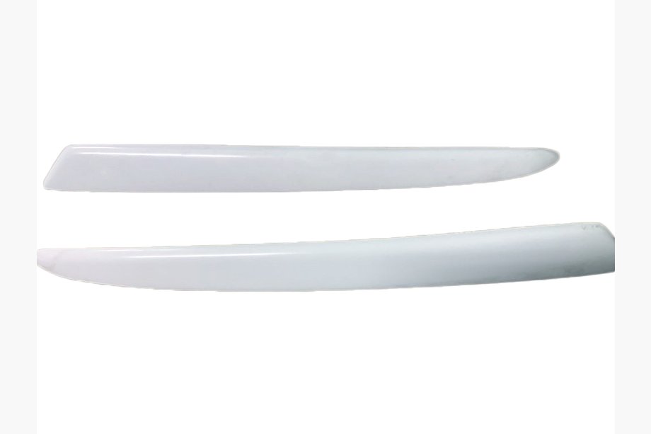Skoda Octavia II A5 2006-2010 Headlight eyelids (2 pcs, primed) Image