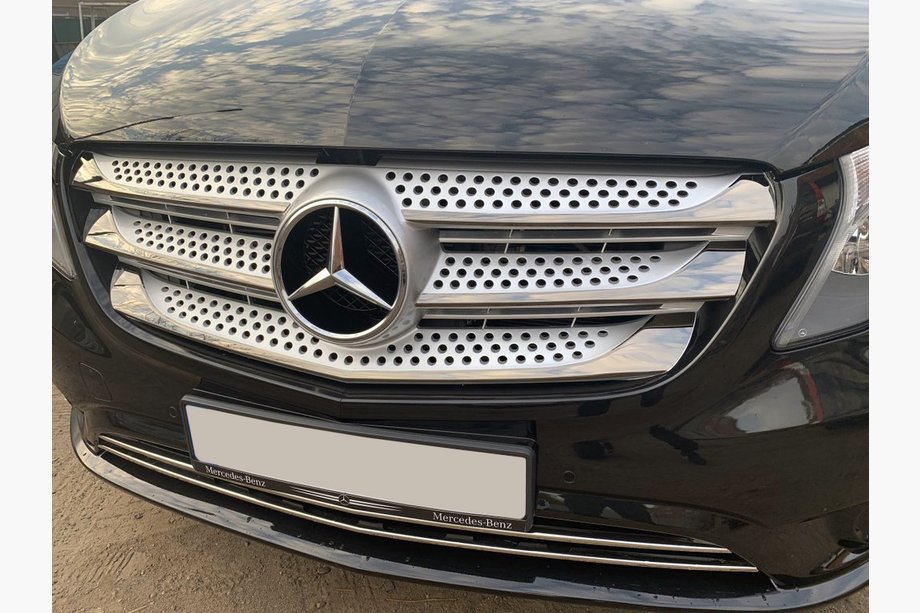 Mercedes Vito/V-class W447 2014- Grille Covers 2014-2020 (5 pcs, BlackChrome) Image