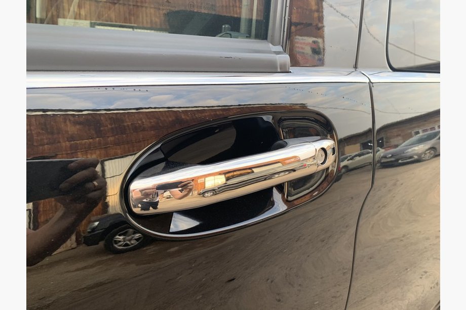 Mercedes Vito/V-class W447 2014- Chrome Door Handle Covers (4 pcs, Stainless Steel) Image
