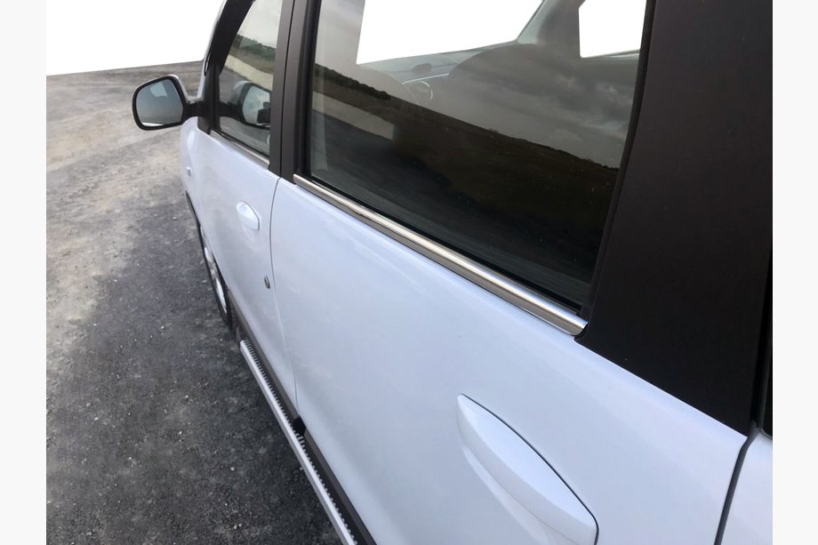 Dacia Lodgy 2012-2022 Window Trim Stainless Steel (4 pcs) OmsaLine - Italian Stainless Steel Image