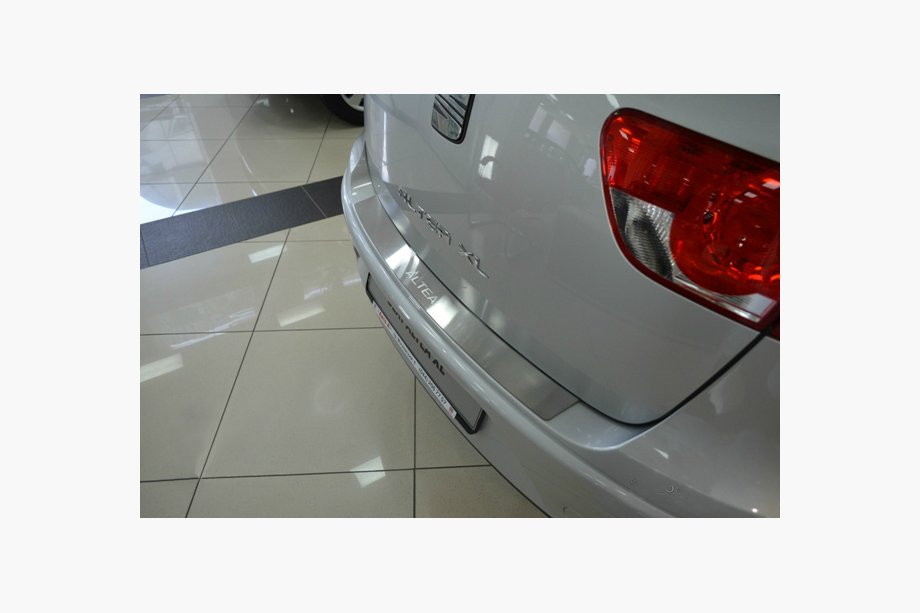 Seat Altea 2004-2015 Rear Bumper Protector Natanika (XL, Stainless Steel) Photo 1
