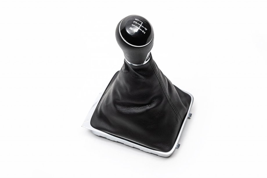 Volkswagen Passat B7 2012-2015 Gear shift knob with boot (5-speed) Image
