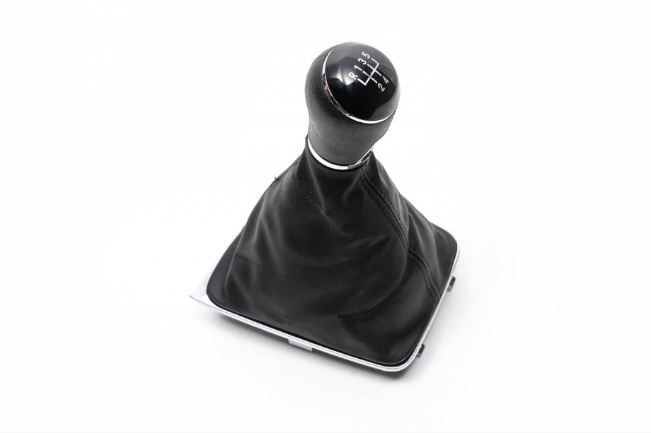 Volkswagen Golf 7/E-Golf 2012-2020 Gear shift knob with boot (5-speed) Image