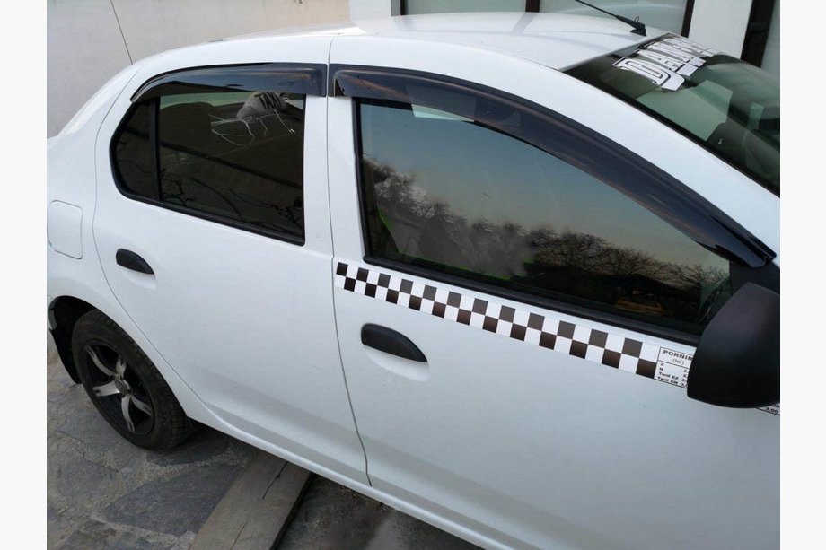 Dacia Sandero 2013-2020 Window Deflectors (4 pcs, Niken) Image