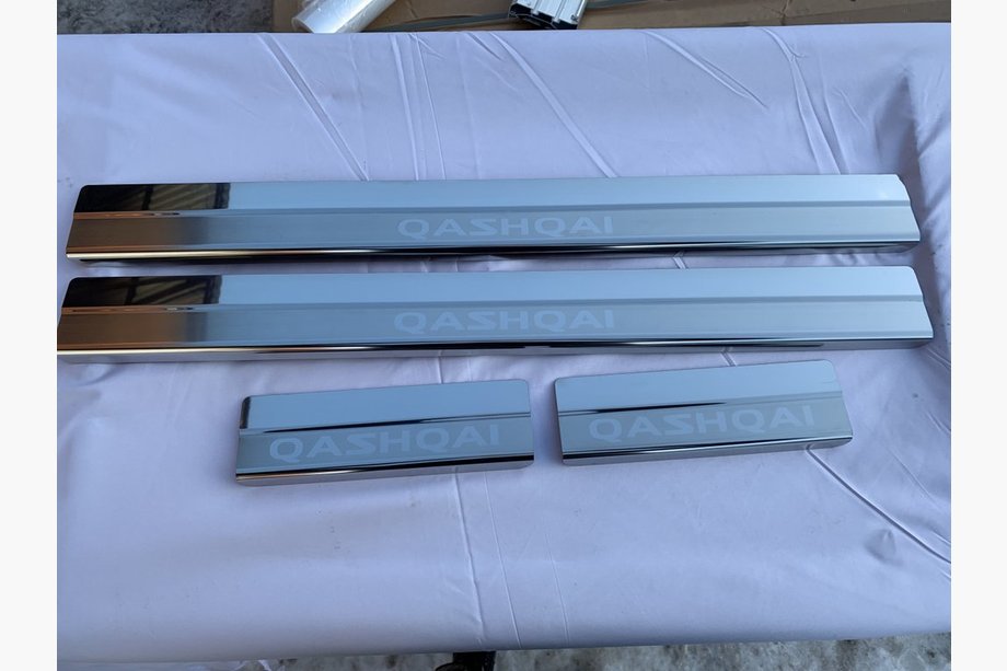 Nissan Qashqai 2007-2010 Door Sill Covers Nataniko (4 pcs, Stainless Steel) Premium - 3M Tape, 0.8 mm Image