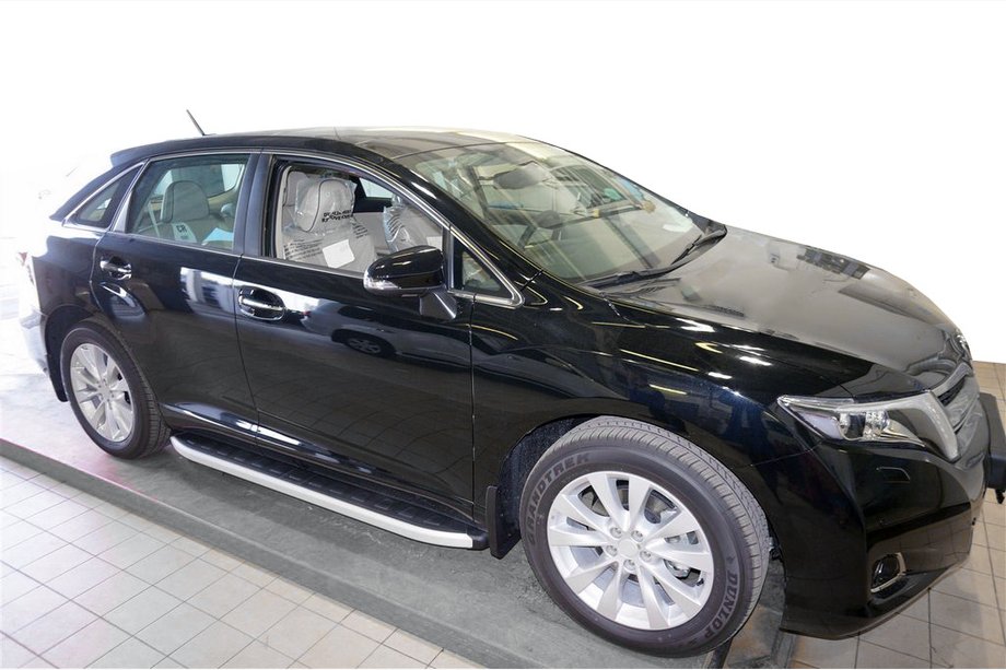 Toyota Venza 2008-2017 Side Steps Fullmond (2 pcs, aluminum) Image