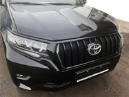 Toyota Land Cruiser Prado 150 2009-2023 Grille 2017↗ LED (Zeus Black, with Black Eyelids) photo 1