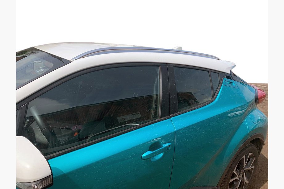 Toyota C-HR 2016-2023 Original Roof Rails (2 pcs, Aluminum) Image