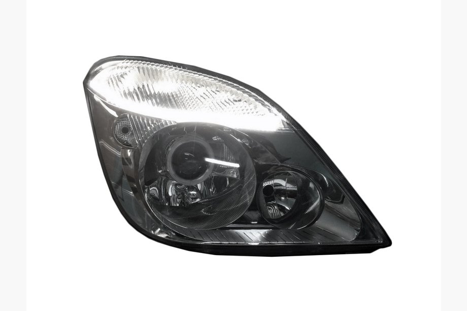Mercedes Sprinter W906 2006–2018 Front headlights with lenses ↗ LED (2 pcs, Taiwan) Photo 1