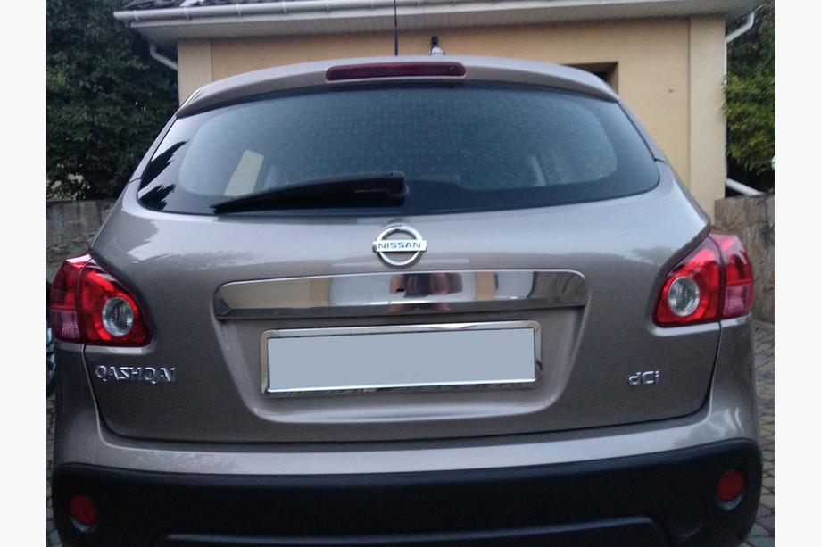 Nissan Qashqai 2007-2010 Trunk trim above license plate (stainless steel) Without Button, Carmos - Turkish Steel Image