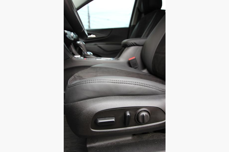 Chevrolet Equinox 2018-2025 Car seat covers eco-leather+fabric+alcantara Antara A001 (full interior) Photo 8