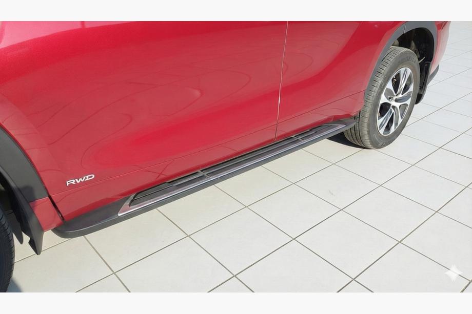 Toyota Highlander 2019- Side Steps OEM V1 (2 pcs, Aluminum) Image