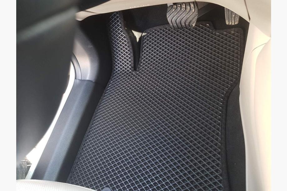 Nissan Qashqai 2014-2021 EVA Floor Mats for Rogue Sport (Black) Photo 1