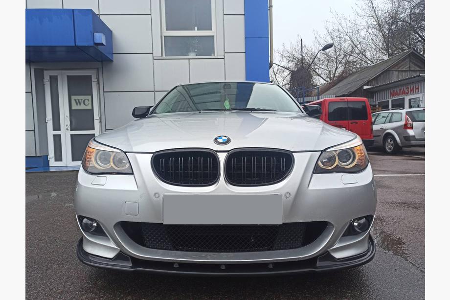 BMW 5 Series E60/E61 2003-2010 Front bumper lip OmsaLine Flap (black) Image