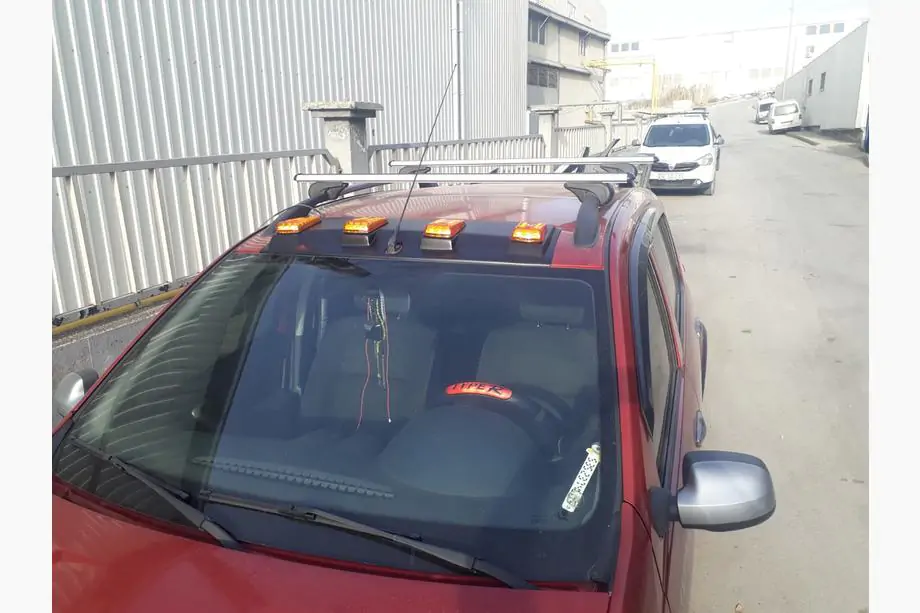 Dacia Sandero 2007-2013 Windshield Sun Visor (LED, Black Matte) Image