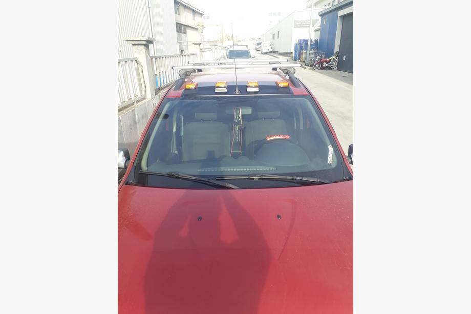 Renault Sandero 2007-2013 Windshield Sun Visor (LED, Black Matte) Photo 3