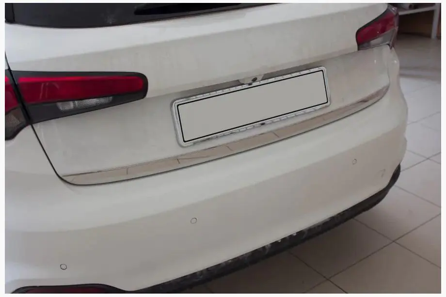 Fiat Tipo Cross 2021- Trunk trim stainless steel Image