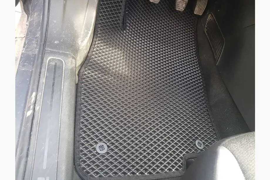Fiat Punto Grande/EVO 2006-2018 EVA Floor Mats (black) Image