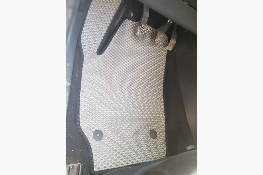 Skoda Fabia 2007-2014 EVA Floor Mats (Gray) Image