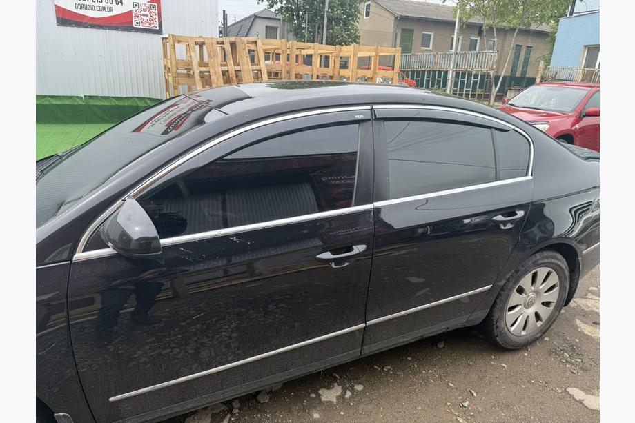 Volkswagen Passat B6 2006-2012 Window deflectors with chrome molding SD (EU, 4 pcs, Niken) Photo 3