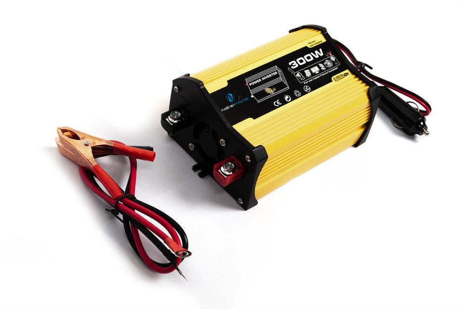 Car Power Inverter (220V/USB/300W) CHY300W Image