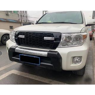Front grille with emblem 2012-2016 (GR Sport) Toyota Land Cruiser 200 2007-2021 photo 1