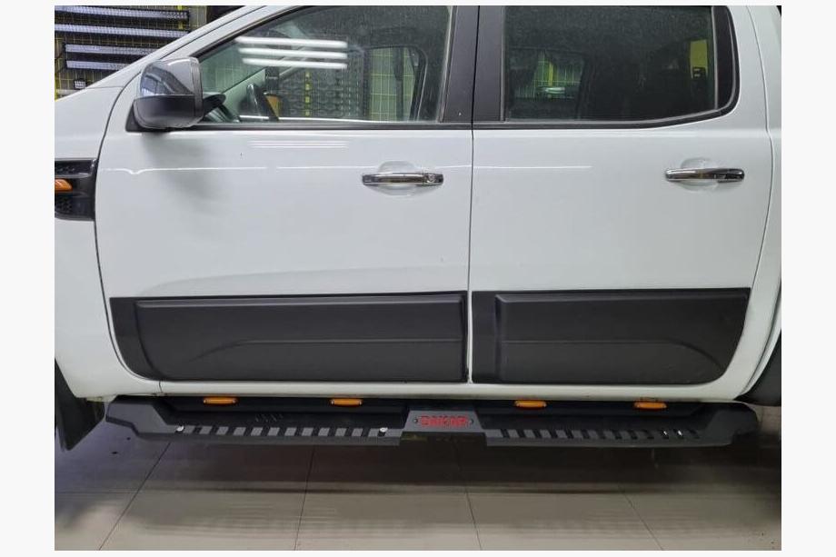 SsangYong Musso II 2018– Chrome Door Handle Covers (4 pcs, Stainless Steel) Image