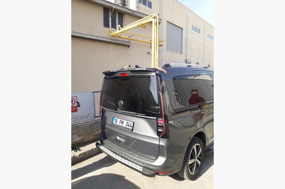 Volkswagen Caddy 2020- Rear Spoiler (1-door, primed) Image