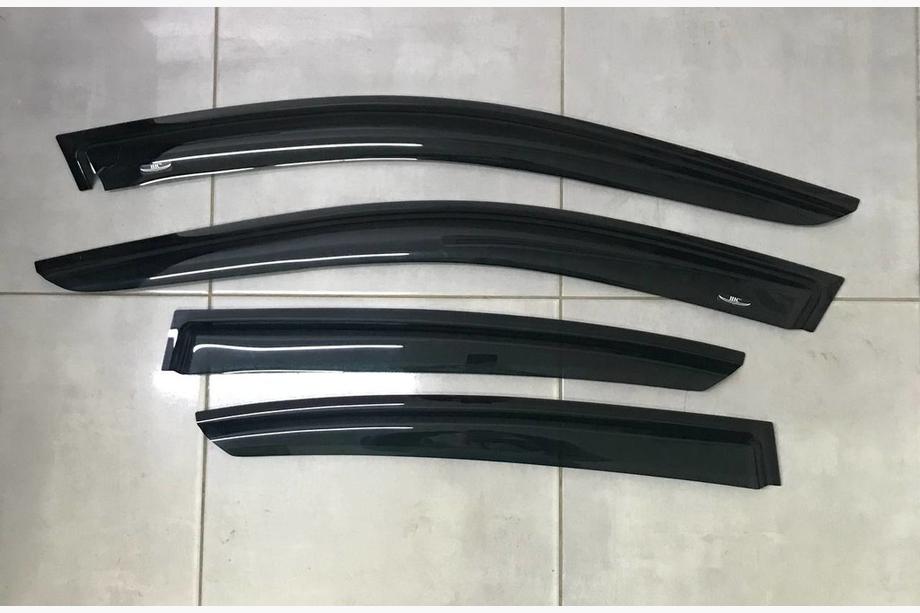 BMW 5 Series F10/F11 2010–2016 DISCOUNT! Window Deflectors SD 1 cracked (4 pcs, HIC) Image