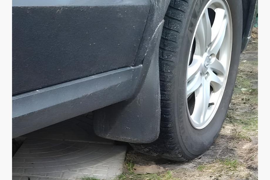 Universal Mud Flaps V2 (2 pcs) Photo 3