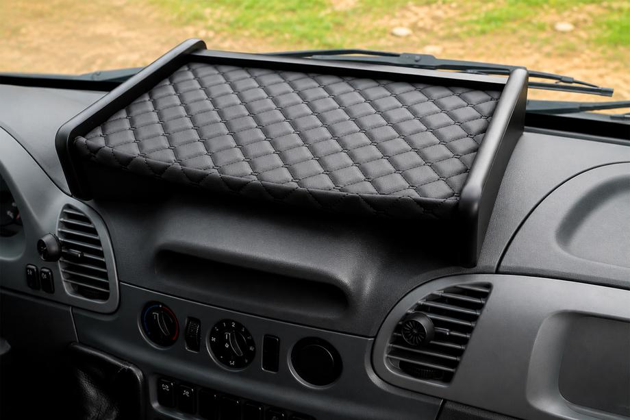 Mercedes Sprinter W901/902/903/904/905 1995–2006 Dashboard Shelf (2000-2006, Black with Black Stitching) CDI Image