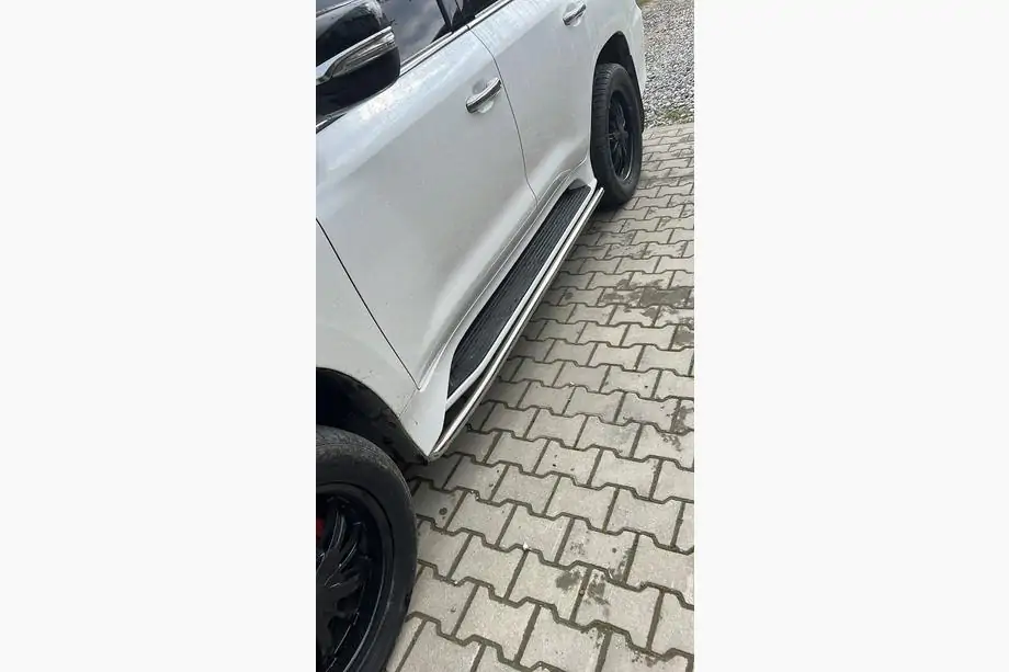 Lexus LX570/450d 2008-2022 Side steps 2015-2022 (stainless steel) Image