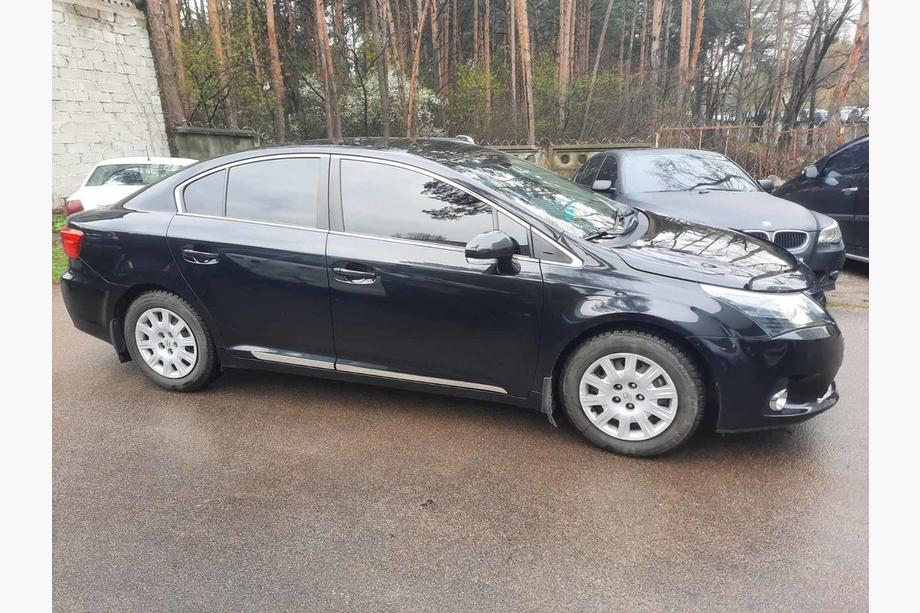 Toyota Avensis 2009-2018 Door Mouldings Stainless Steel (4 pcs) Image