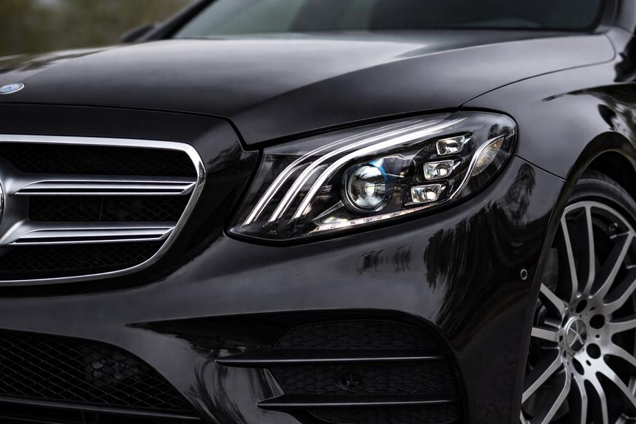 Mercedes E-class W213 2016-2023 Maybach Headlights (2016-2020, 2 pcs, LED) Image