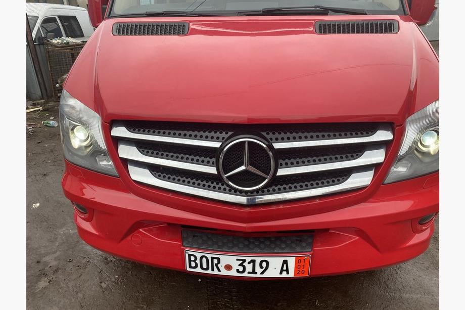 Mercedes Sprinter W906 2006–2018 Clearance! Grille Covers (2013↗, Stainless Steel) Image