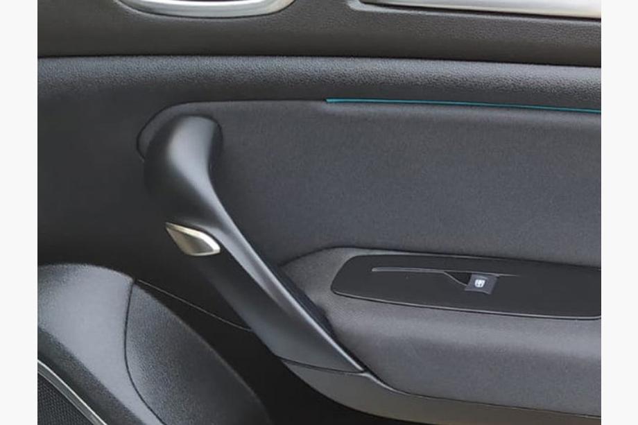 Renault Megane IV 2016-2025 Interior Armrest Covers (2 pcs, Stainless Steel) Image
