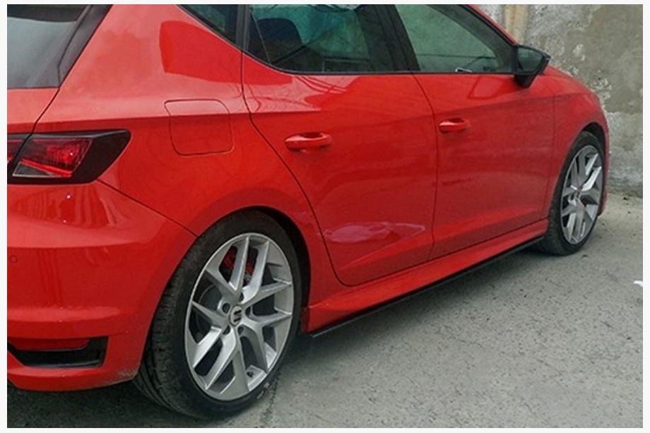 Seat Leon 2013-2020 Performance Side Skirts (black) Image